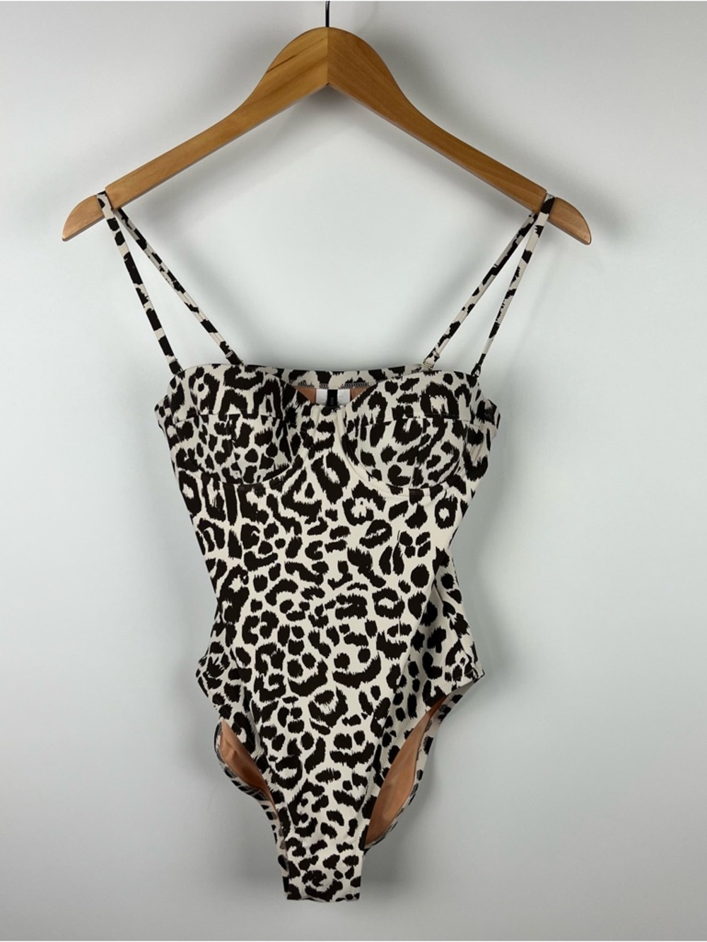 J. Crew Underwire One Piece Swimsuit Leopard Print 2020 Beach Resort Size 4 - Picture 4 of 12